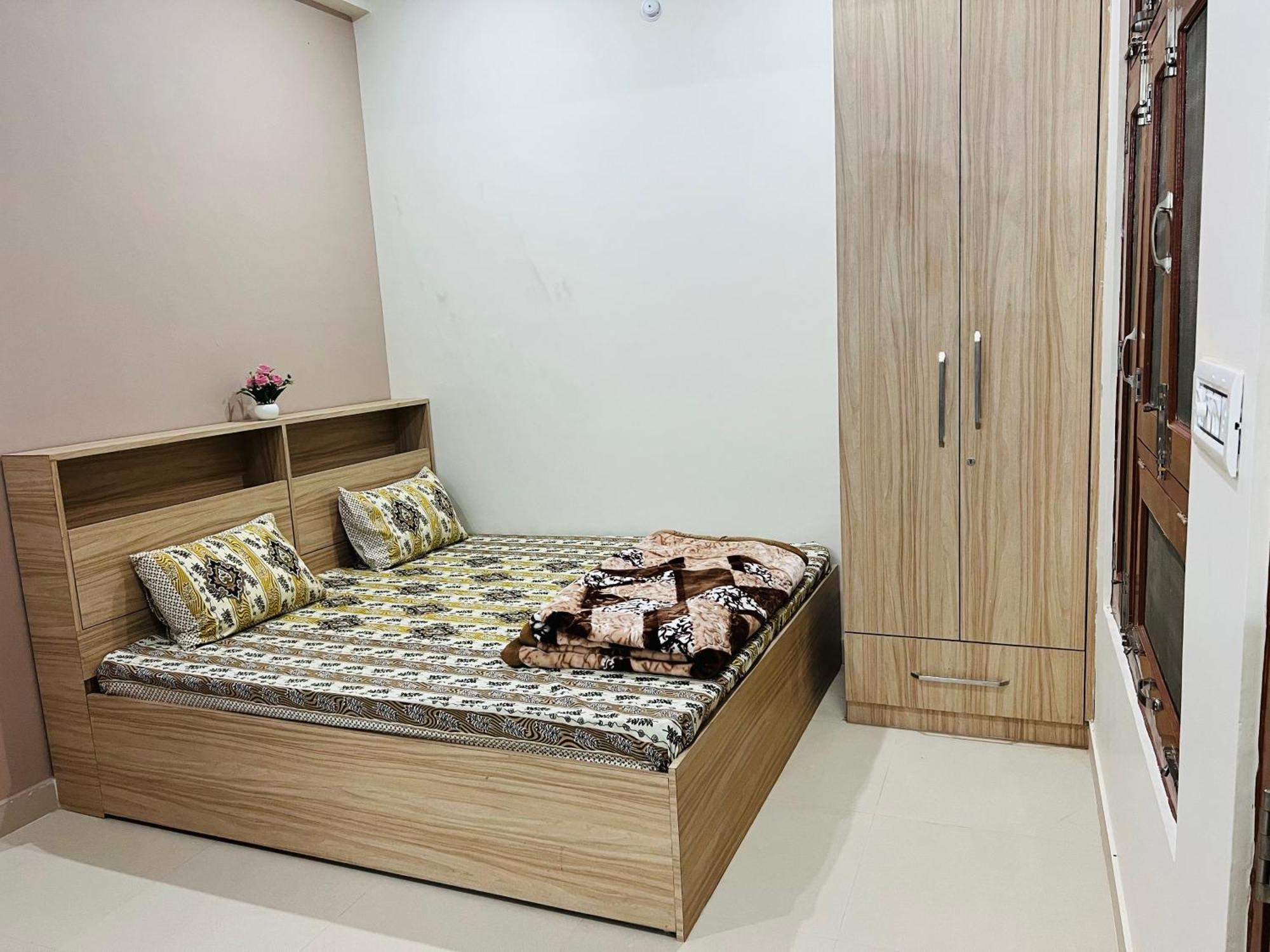 Sg Home Stay Ayodhya Екстер'єр фото