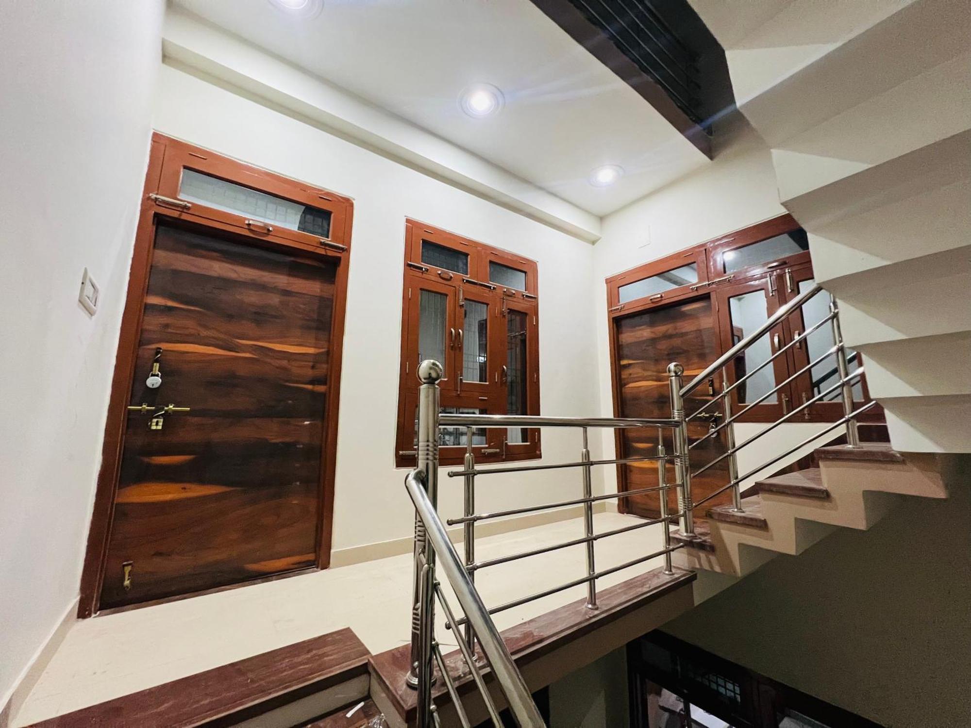 Sg Home Stay Ayodhya Екстер'єр фото
