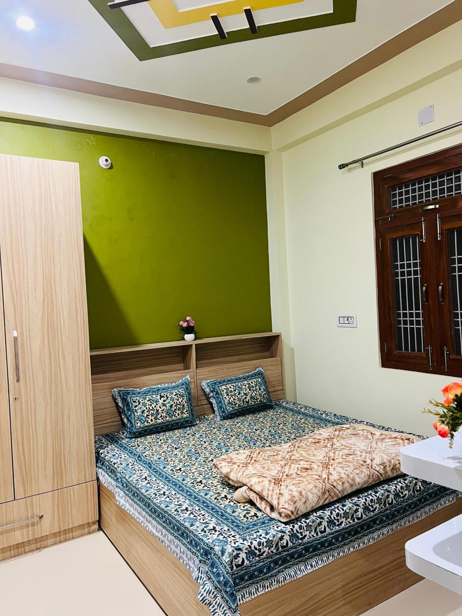 Sg Home Stay Ayodhya Екстер'єр фото